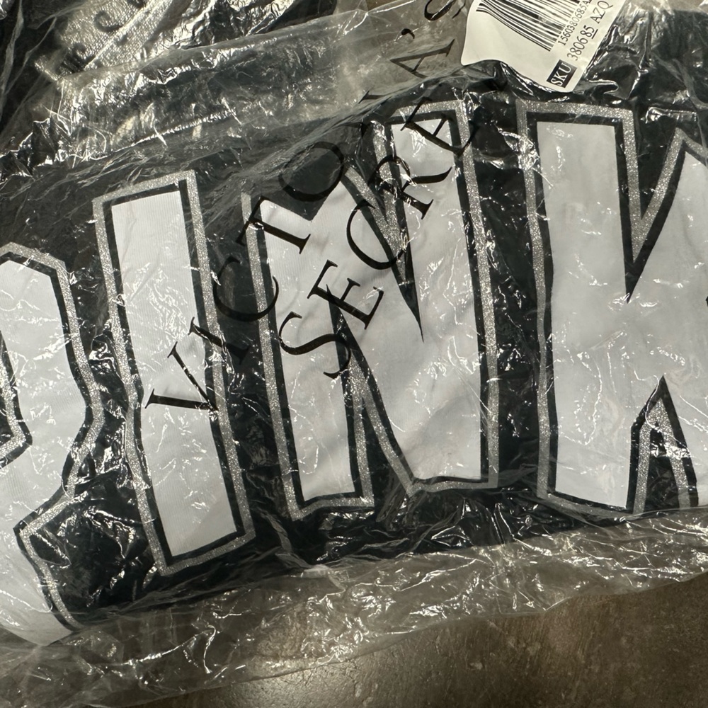 New Victoria secret Pink top